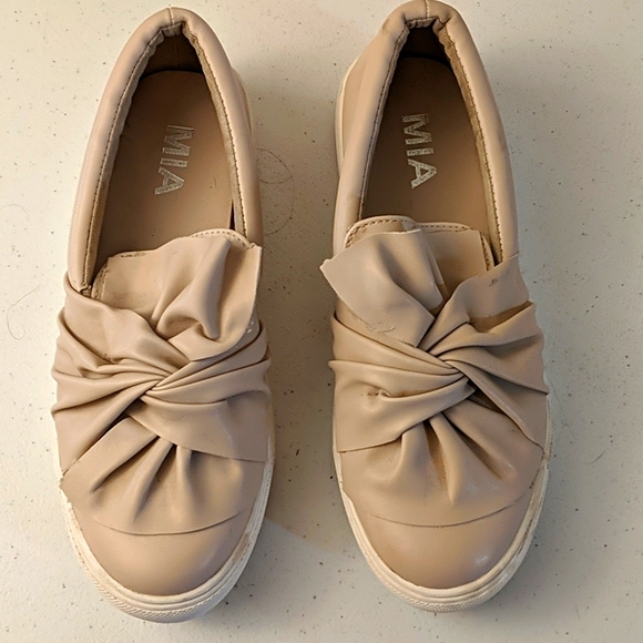 MIA Shoes - Mia light pink slip on shoes size 7